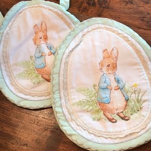 2 Peter Rabbit Kids Chair Backs PBK